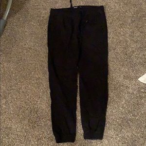 Men’s jogger pants